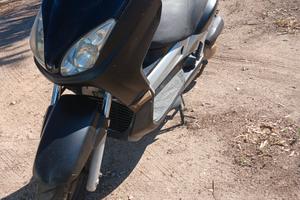 Yamaha X-Max 250 - 2005