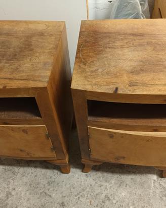 Coppia comodini in legno vintage 