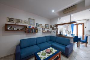 Monreale - Trivano con Cortile e 2 Locali a Pirri