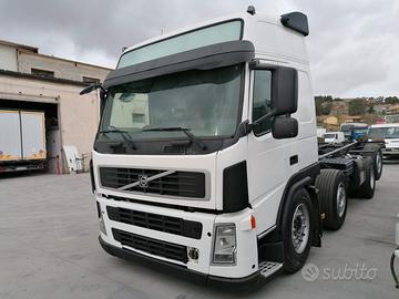 Volvo fm 440 quattro assi