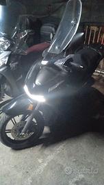 Permuto sh350 ultimo tipo 9 mesi 4500 km
