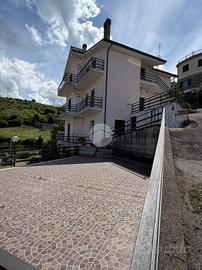 VILLA SINGOLA A ROIATE