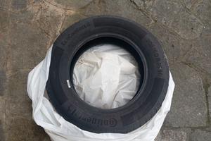 Gomme Continental 205/60 R 16 H