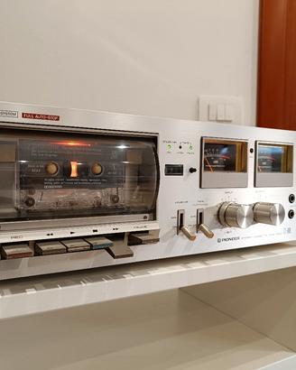 Pioneer CT-606
Registratore a cassette stereo (197