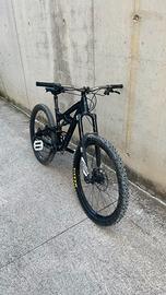 Specialized enduro taglia M