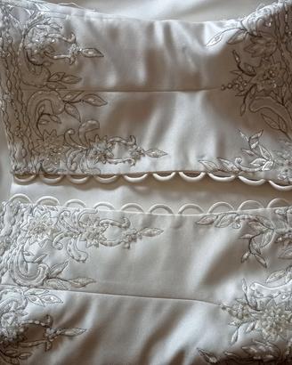 Abito da sposa in raso