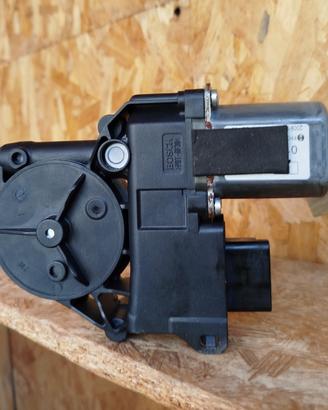 Motorino Alzacristalli Anteriore sx Fiat Qubo 2011