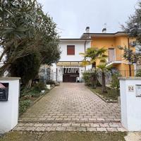 Villetta a schiera su due livelli - San Martino Sp