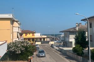 Villetta VISTA MARE e posto auto a Lido Scacchi