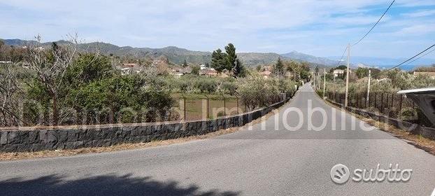 Terreno 15.000 mq a piedimonte etneo - Vista 3