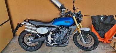 Scrambler Fantic caballero 700 