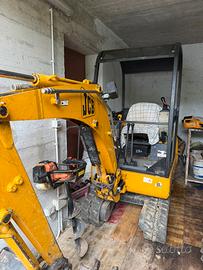 miniescavatore jcb 8015