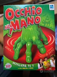 Occhio alla mano