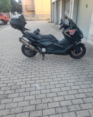 T-MAX 530 