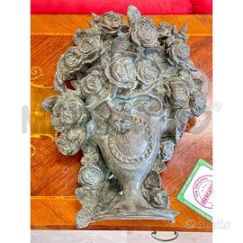 SCULTURA BRONZEA VASO DI FIORI E ROSE EPOCA 40X50C