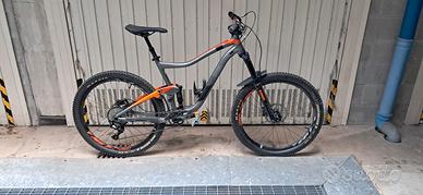 Mtb Giant trance 2017 TAGLIA L + attrezzatura