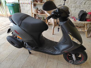 Piaggio Zip 50 S