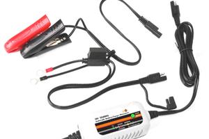 CARICABATTERIE PER AUTO MOTO BARCA 12V