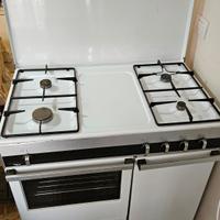 Cucina GAS con FORNO e Lavandino