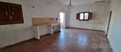 DATTILO SOPRANO-Casa indipendente da ristrutturare