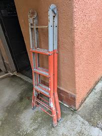 Scala a castello (o doppia) pieghevole