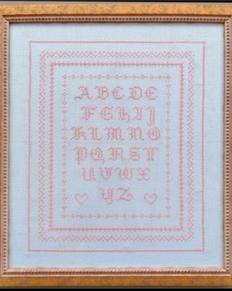 Quadro con tela Punto e croce "Alfabeto " rosa