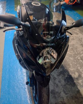 Suzuki GSX R 1000