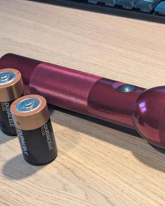 torcia professionale maglite 2D 