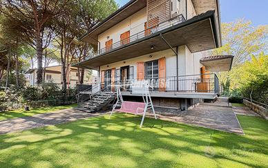 APPARTAMENTO CON INGRESSO INDIPENDENTE A DUE PASSI