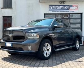 DODGE RAM 1500 5.7L V8 4x4 HEMI SPORT