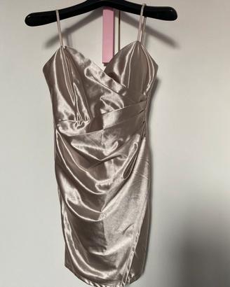 Vestito corto capodanno effetto perla