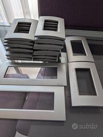 Stock Placche Bticino Living International