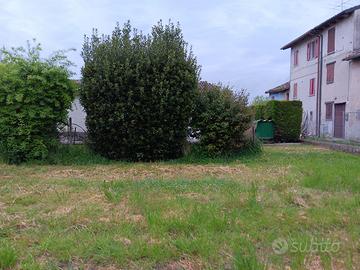 Terreno edificabile a Boretto (RE) - 254 mq