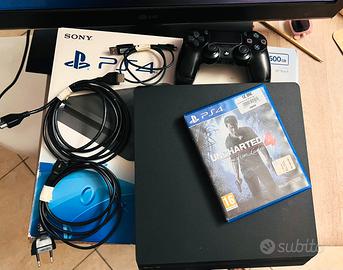 Ps4 Slim 500Gb Jetblack+Monitor 32 Pollici