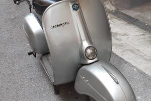 Vespa 125 TS 1975 grigio argento – 2° proprietario