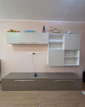 Parete soggiorno modulabile