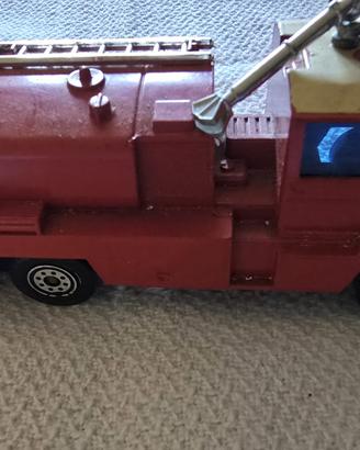 modello auto camion dei pompieri Berliet GBC 34