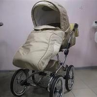 Carrozzina per bambini usata beige