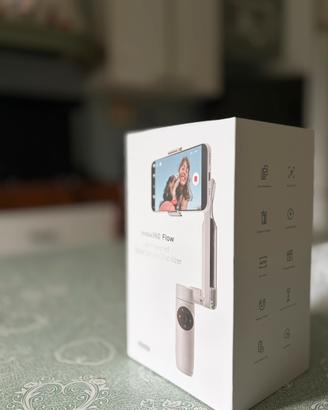 Insta 360 Flow - Gimbal per smartphone