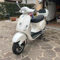 Vespa LX 125