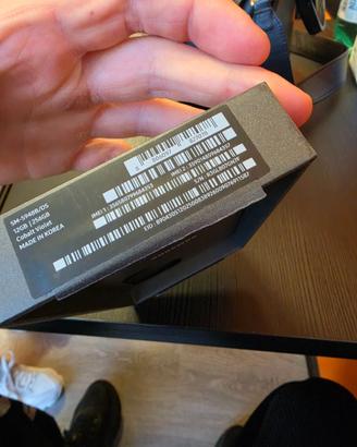 S26 ultra 256 gb, nuovo con fattura e garanzia