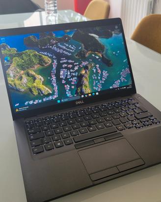 Dell Latitude 14 i5 16gb ram 256 m2 Windows 11 Pro