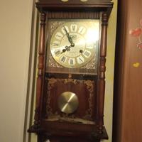 Orologio a pendolo a parete