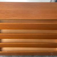 Cassettone e specchio in legno massello