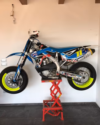 TM 450 SMX fi supermotard pronto gara
