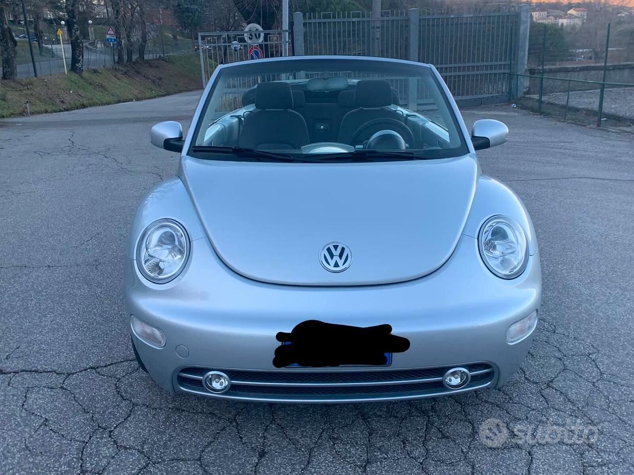 VOLKSWAGEN New Beetle