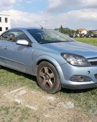 Ricambi Opel Astra Twin port Cabrio 2007