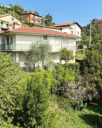 VILLA SINGOLA A AIRUNO
