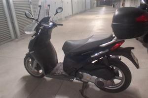 Aprilia sportcity 250