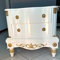 Comodini classici barocco italiano